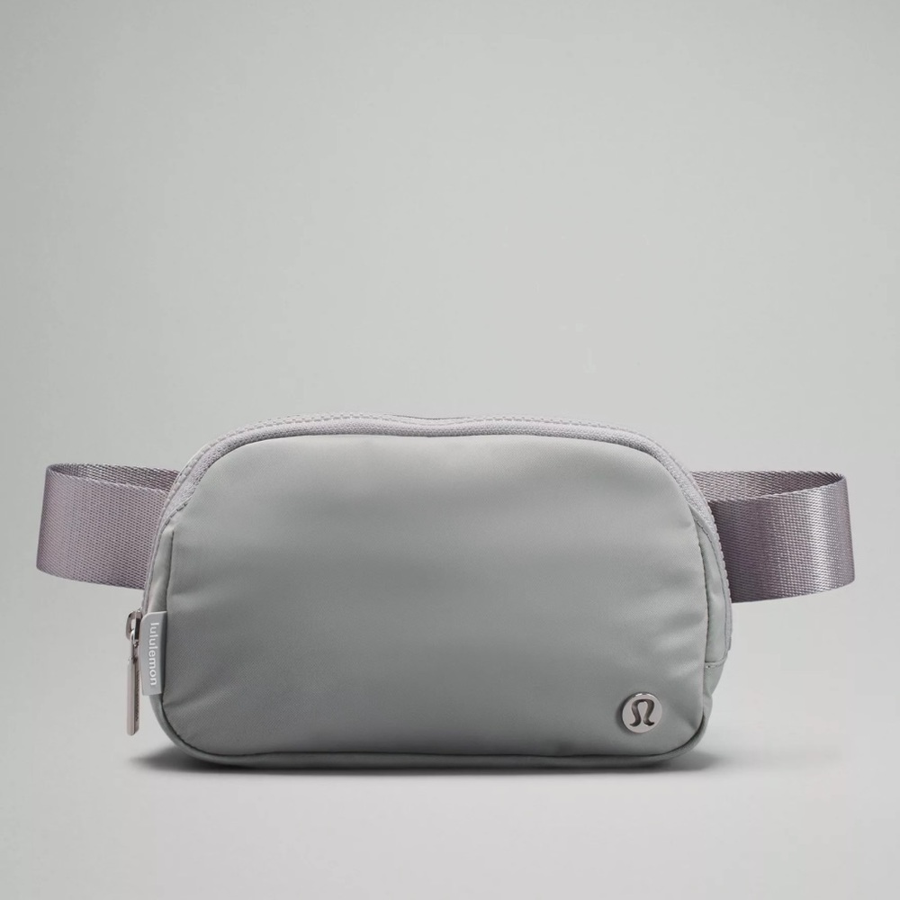 Lululemon Everywhere Belt Bag